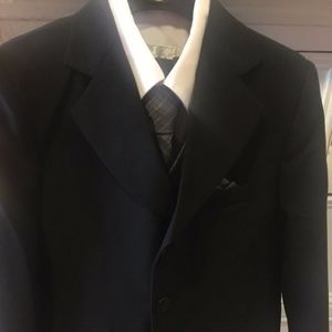 Boys Suit - Size 6